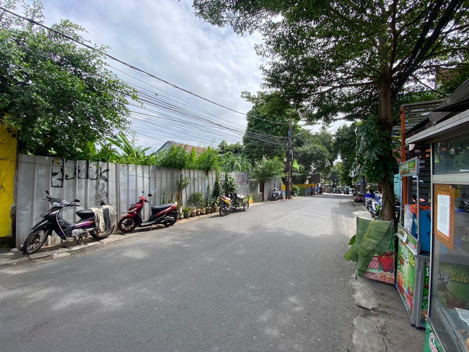 DIJUAL TANAH & BANGUNAN KOMERSIL HARGA DIBAWAH NJOP